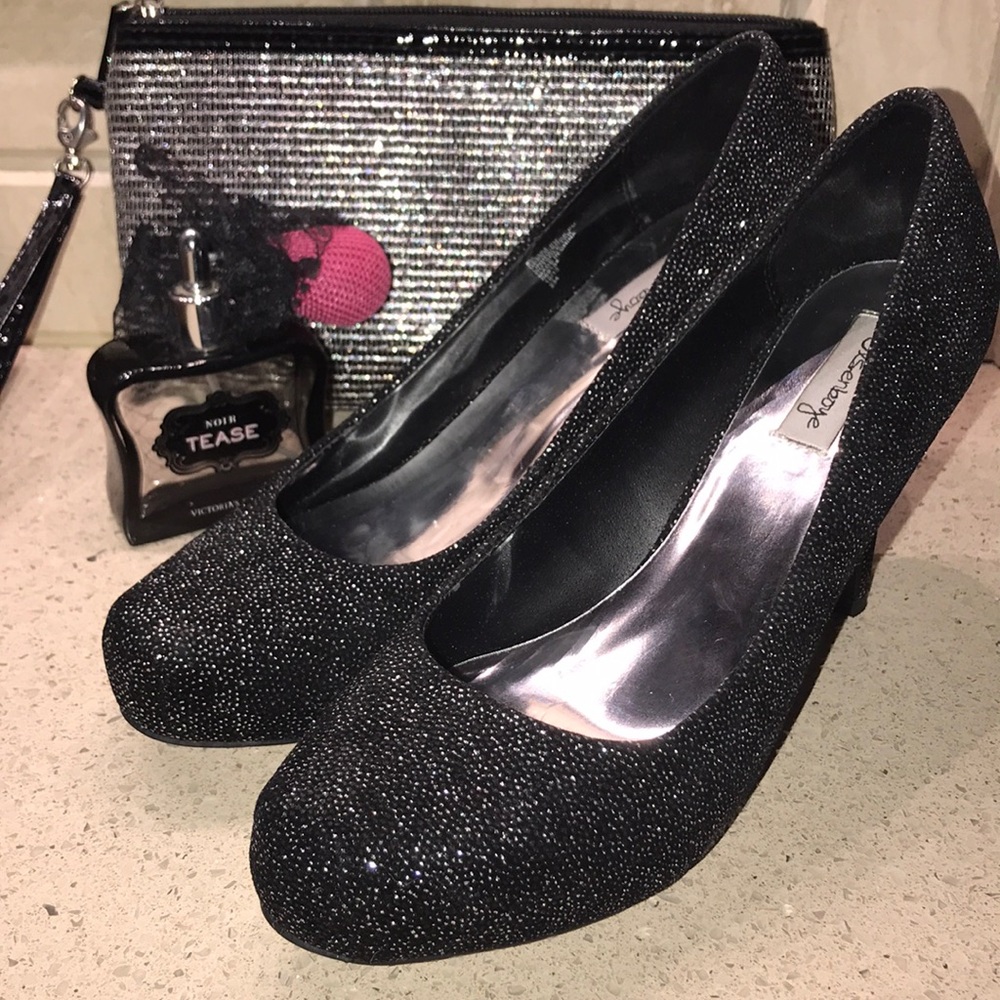Olsenboye Black/Silver Glitter Heels